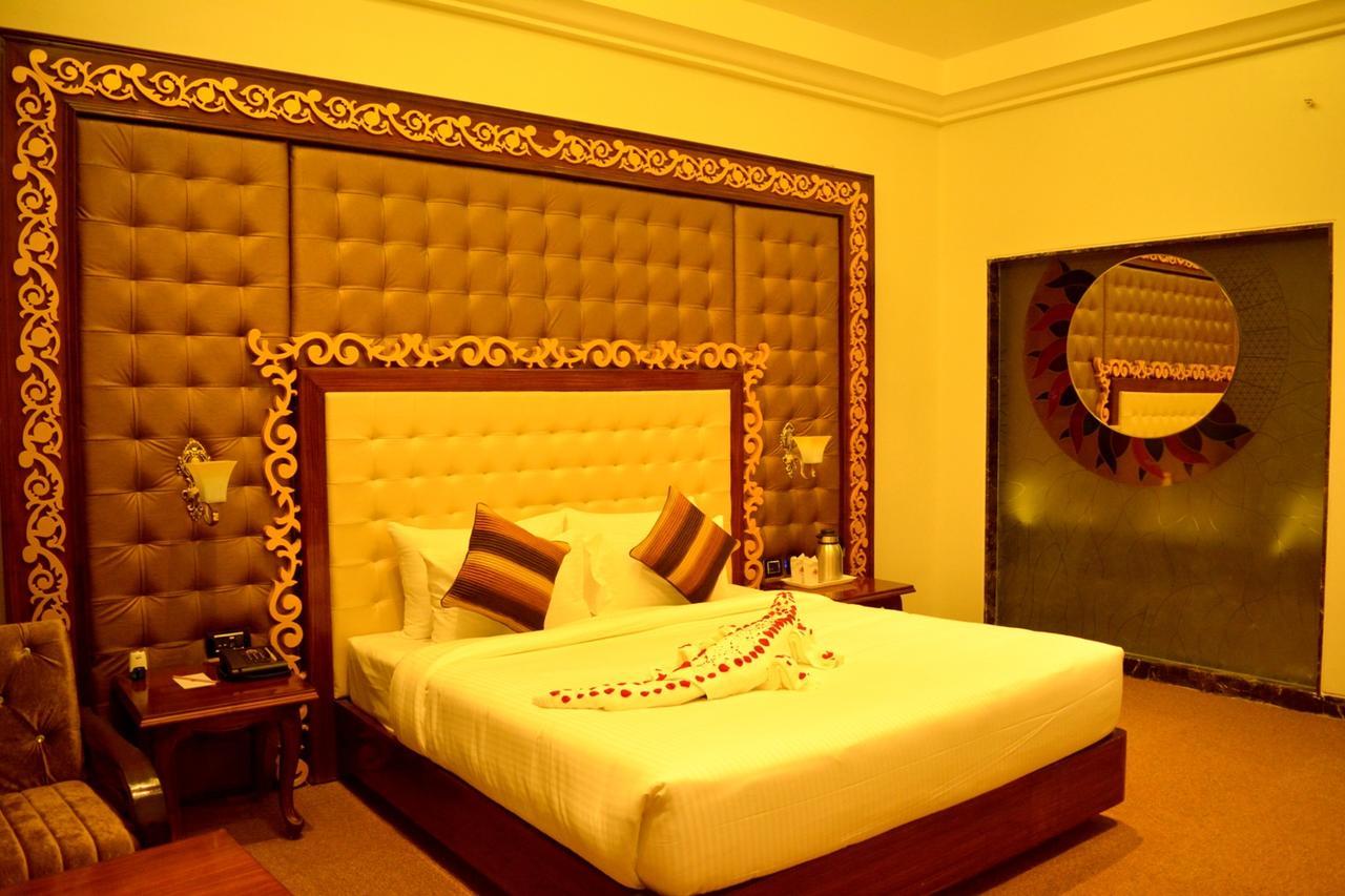 Hotel Vennington Court Rāipur Exterior foto